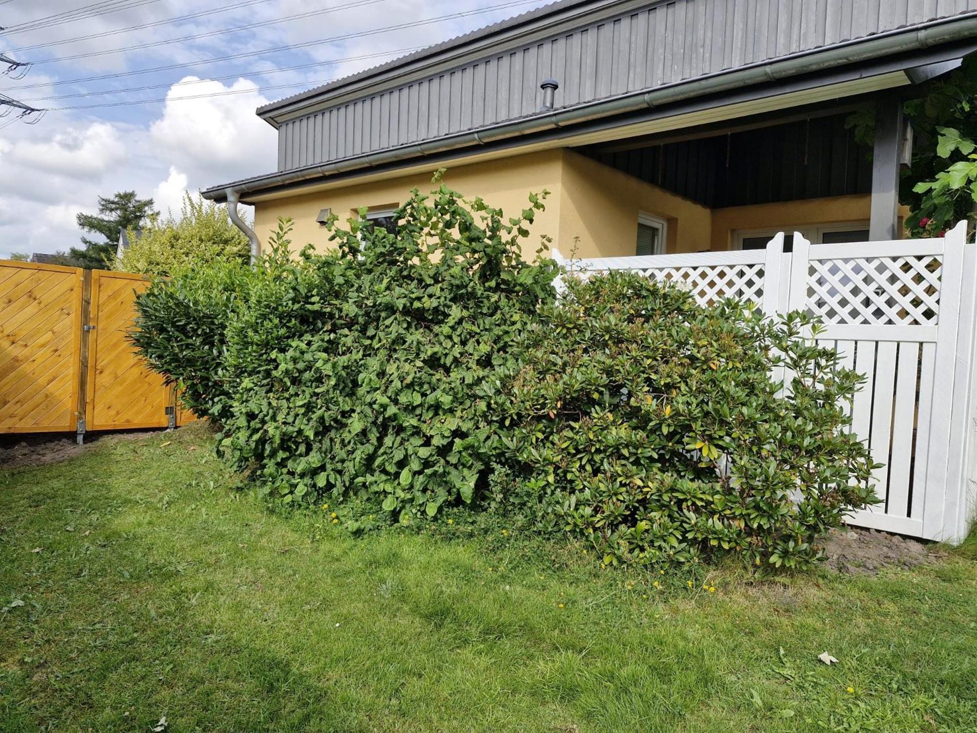 Komfortables Einzelhaus Mit Garten Halstenbek Exteriör bild